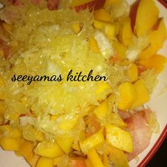 A picture of Fruit salad.