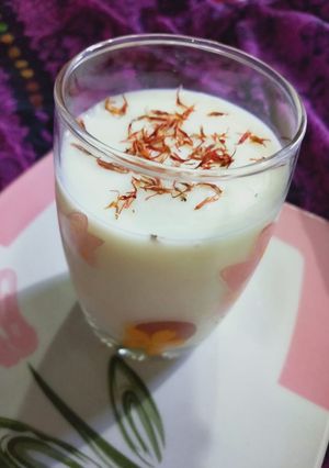 A picture of Kesar Milk / saffron mlk.