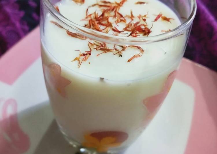 Easiest Way to Prepare Perfect Kesar Milk / saffron mlk Cooking Basics for Newbies