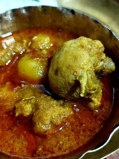 লাল মুরগির ঝোল (Lal murgir jhol recipe in Bengali) রেসিপির প্রধান ছবি