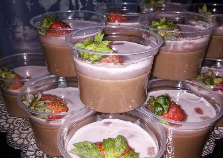 Pudding Coklat Strawberry