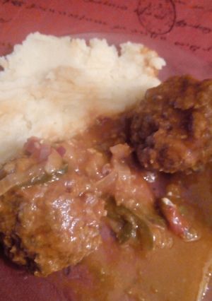 Una foto de Albóndigas rellenas con puré 😘😜😜😜😜