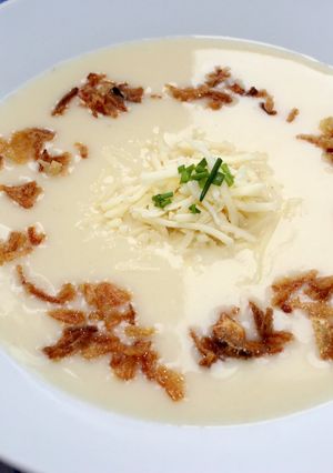 Fokhagymakrémleves recept fotója