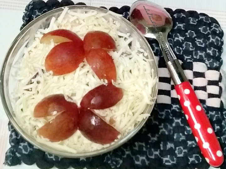 Langkah Gampang Membikin Resep Salad buah blueberry yogurt yang Enak Banget Anti Ribet, Lezat Sekali