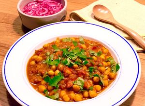 Hình của món 💚 Channa Masala - Cà Ri Đậu Gà Chay Ấn Độ (Vegetarian).