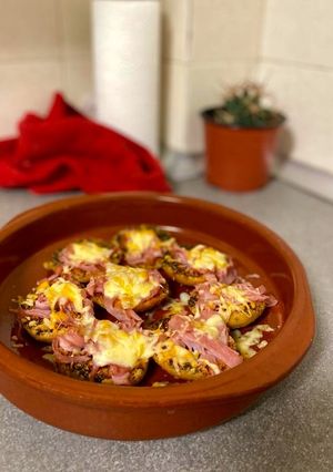 Una foto de Tostaditas estilo pizza para niños 🎈