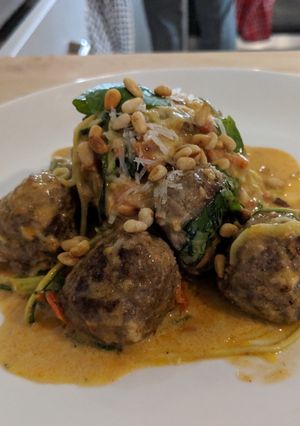 A picture of Courgetti and Meatballs.