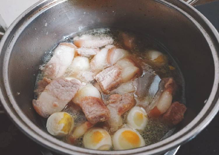 Steps to Make Quick Thịt heo kho trứng cút