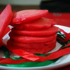 A picture of Stuffed Beetroot Pancakes.