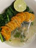 Mie shirataki daun kale