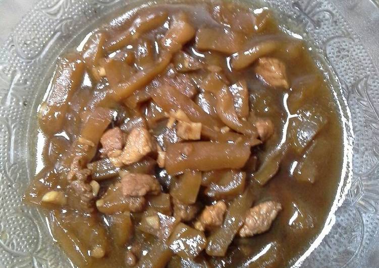 Lobak putih tumis daging