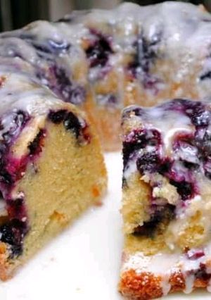 A picture of Blueberry pound.