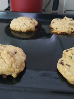 Una foto de Galletitas de mantequilla de maní y chips de chocolate