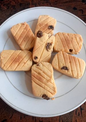 A picture of Diet Raisens biscuits 🫓🧇.