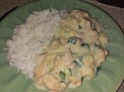 Una foto de pollo al verdeo