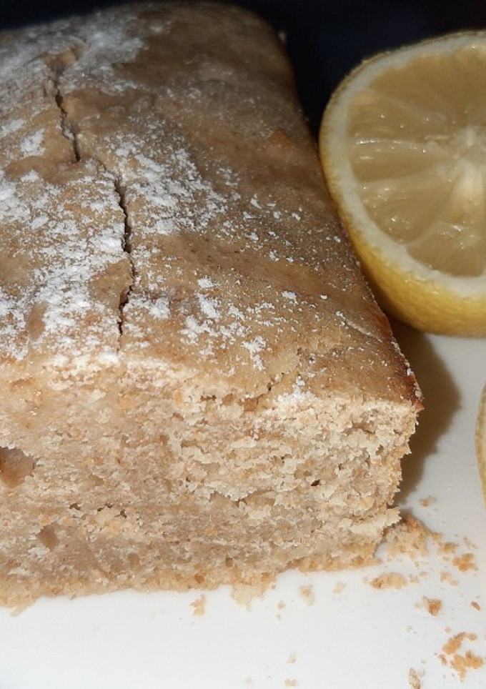 Una foto de Budín de limón húmedo con harina integral, riquísimo