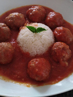 Una foto de Albóndigas con chipotle