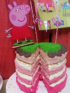 Una foto de Torta Bizcochuelo 🎂 SIN horno (cumple de Fran)