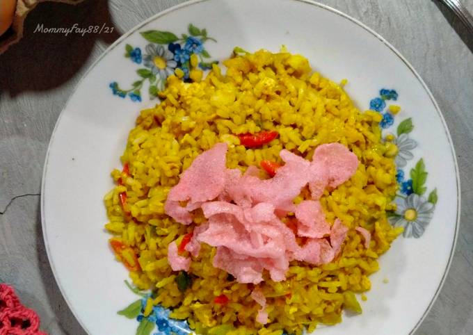 How to Make Tasty Nasi Goreng Telur Simple