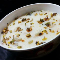 A picture of Rice kheer.