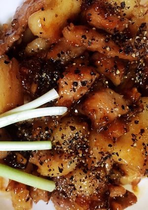 Hình của món Thịt kho tiêu.