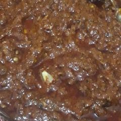 A picture of Telangana style tomato achaar.