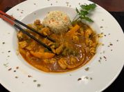 A picture of skinless chicken diced
