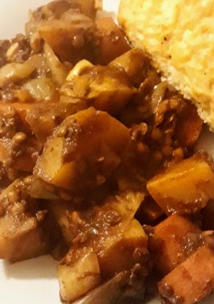 A picture of "Irish" stew (vegan).