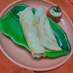 A picture of Samak rice and Chanadal dosa.