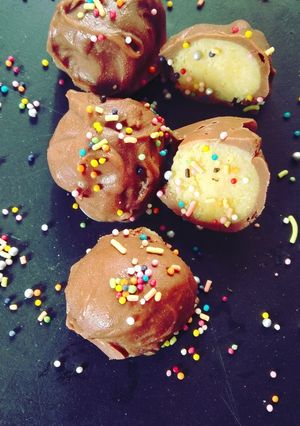 A picture of Sattu chocolate ball.