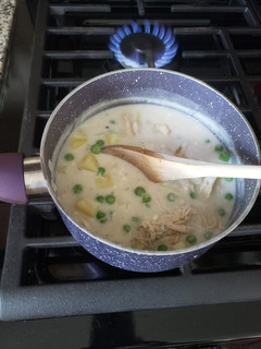 A picture of Chicken soup with bechamel sauce.