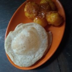 A picture of Dum aloo.