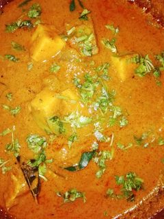 மாங்காய் மீன் குழம்பு(mango meen kuzhambu recipe in tamil) செய்முறை முக்கிய புகைப்படம்