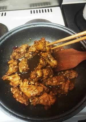 A picture of Szechwan cola chicken.