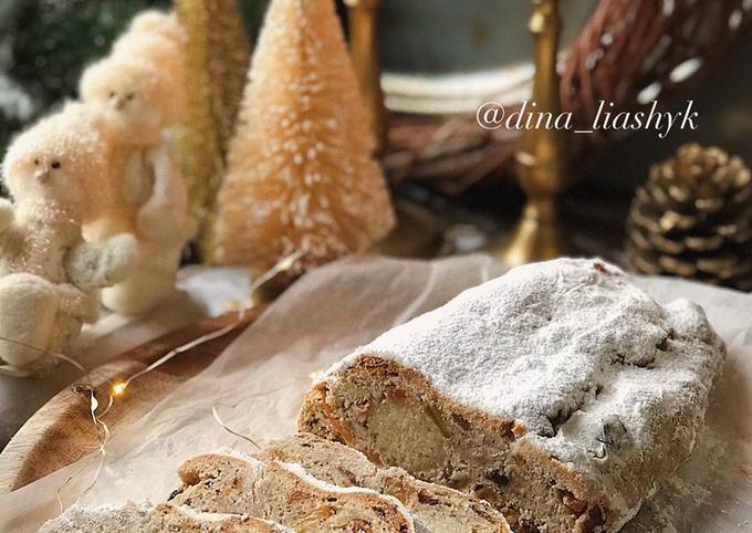 Творожный рождественский штоллен с домашним марципаном