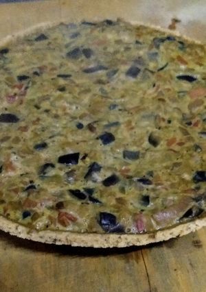 Una foto de Tarta de berenjenas con masa de avena
