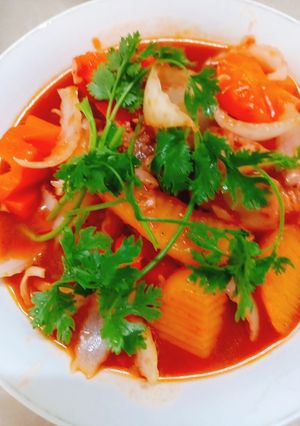 Hình của món Gà nấu lagu.