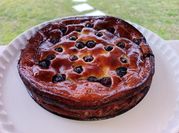 Una foto di torta ricotta mirtilli
