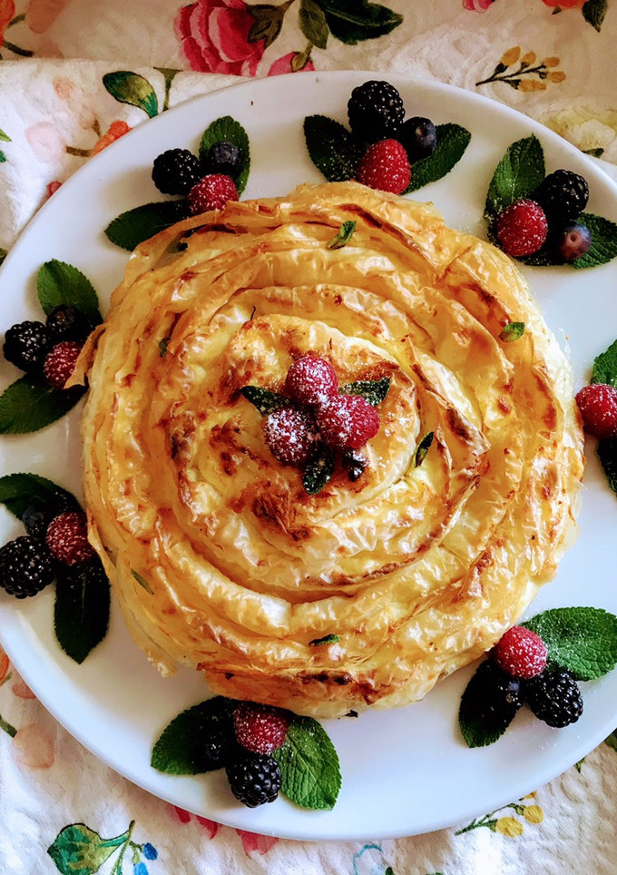 Una foto de Banitsa (tarta de queso Bulgaria)