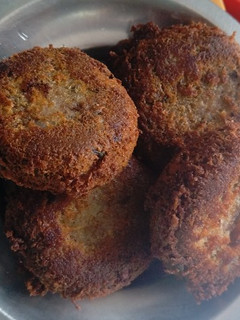 வாழைப்பூ கட்லெட்(vaalaipoo cutlet recipe in tamil) செய்முறை முக்கிய புகைப்படம்