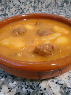 Una foto de Patatas a la riojana