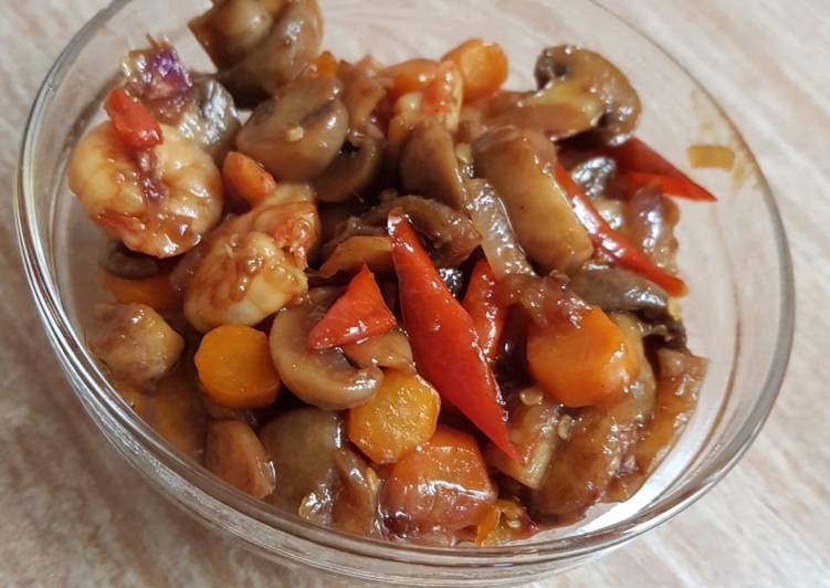 Bumbu mengolah Jamur Kancing, Wortel dan Udang Anti Gagal