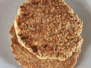 Una foto de tortitas de avena con proteina