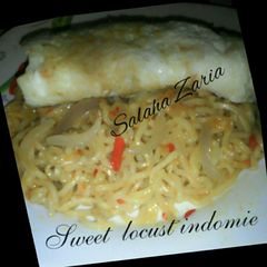 A picture of #Noodles contest.Recipe by Salaha Zaria.Sweet locust indomie(indomie mai daddawa.