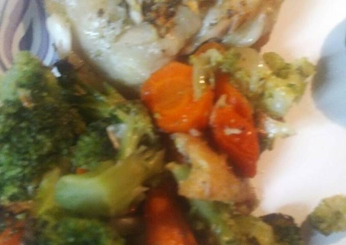 Easiest Way to Make Gordon Ramsay Roasted Chicken with Veggies