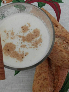 Una foto de Leche con quinua y manzana