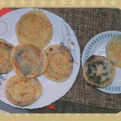 A picture of Hotteok (Korean Sweet Pancake).