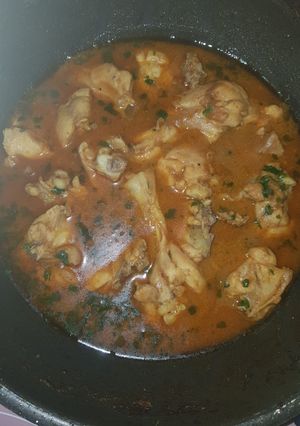 A picture of Chicken ka salan simple n tasty.