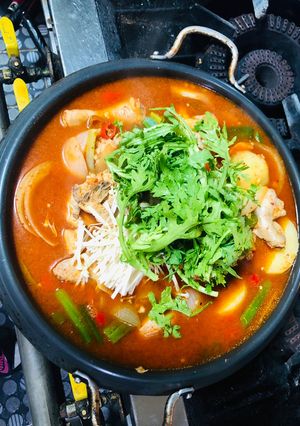Hình của món Canh gà (닭도리탕).