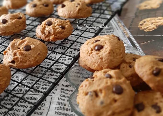Peanut Butter Choco Chip Cookies